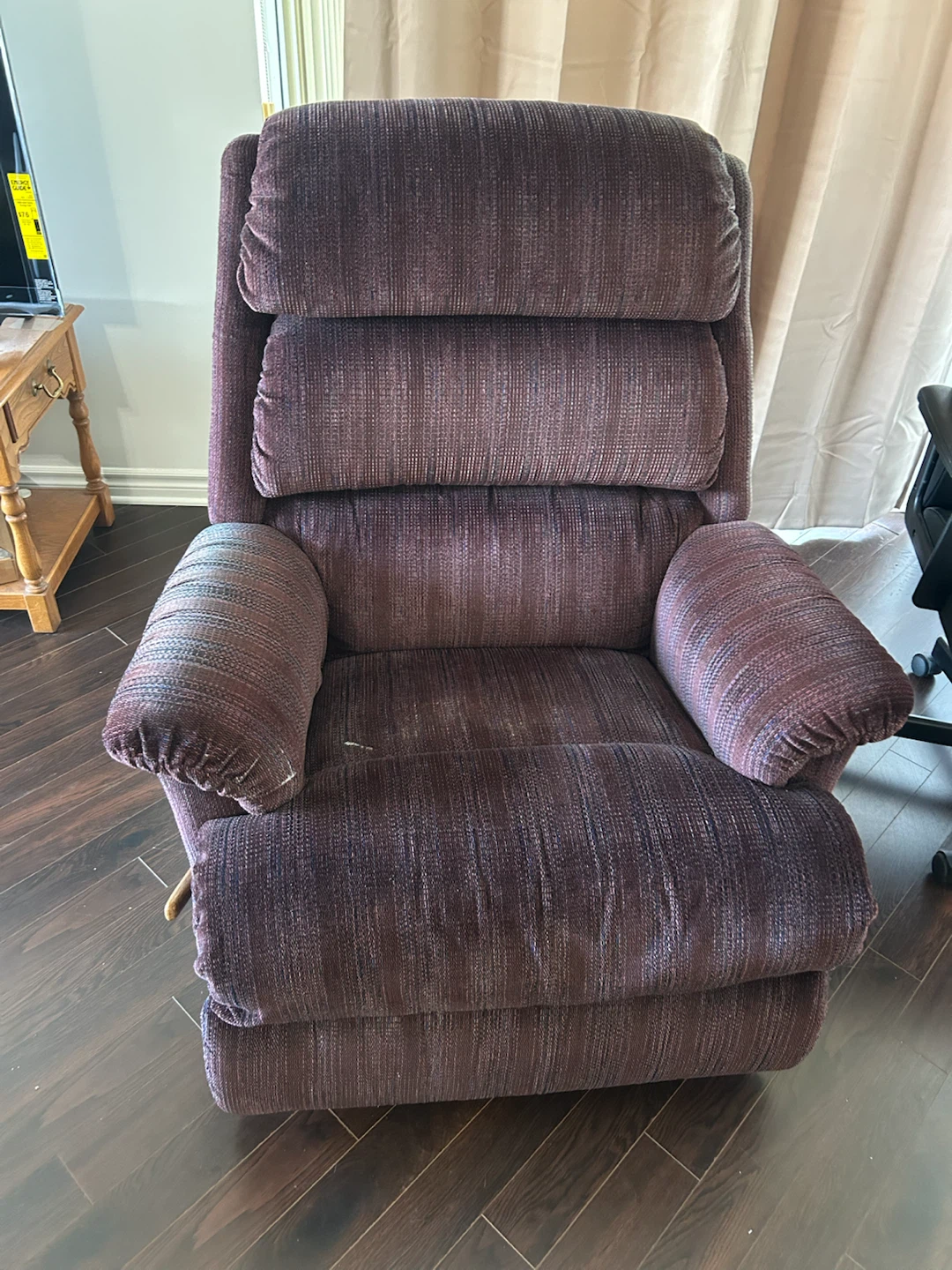 Swivel Recliner Chair