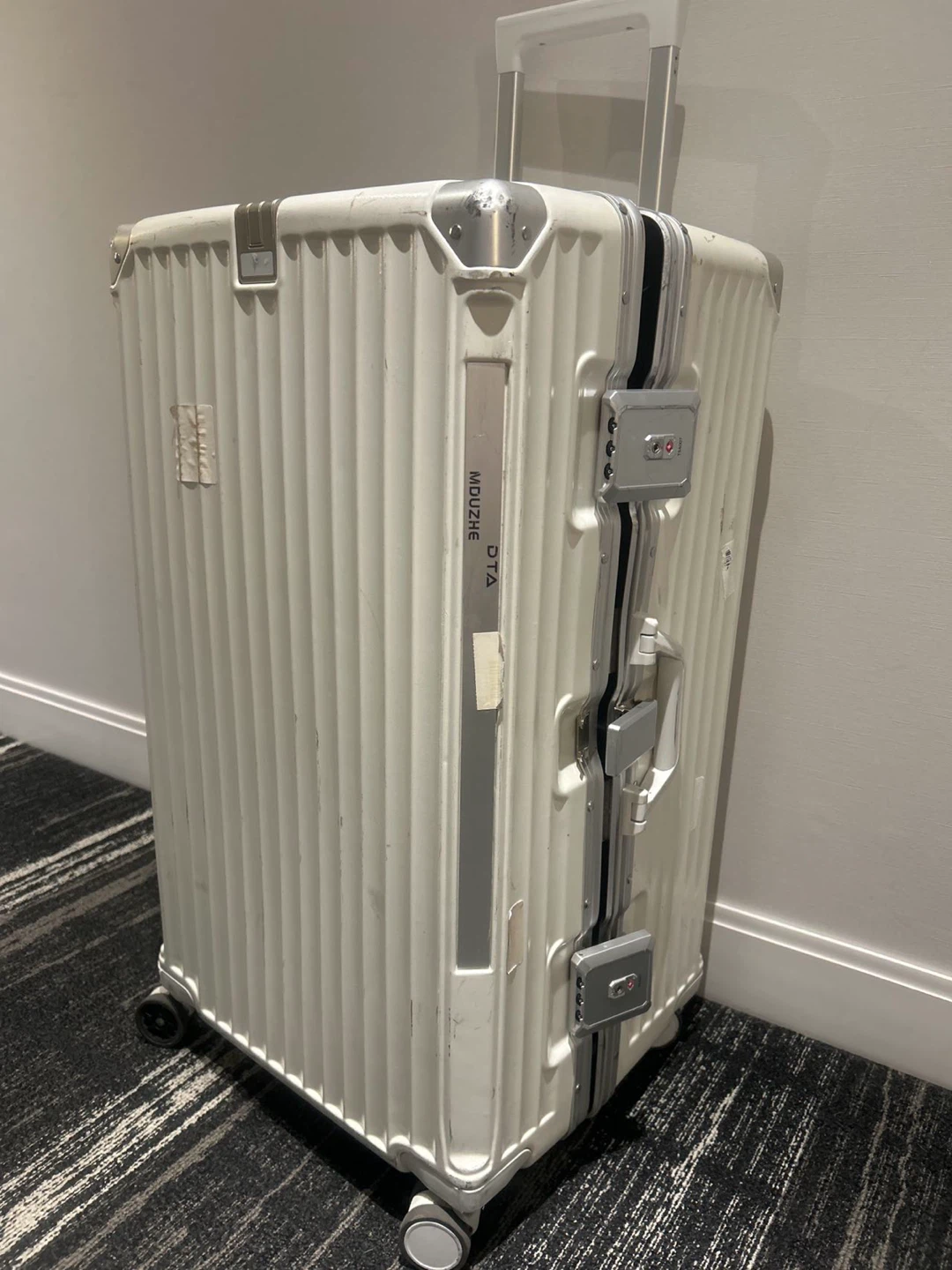 30" checked suitcase - photo 2