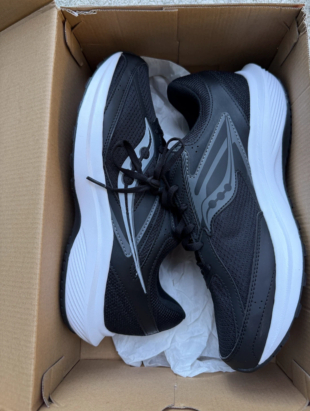 Saucony Men's Running Shoes - Black/White - Size 10W
