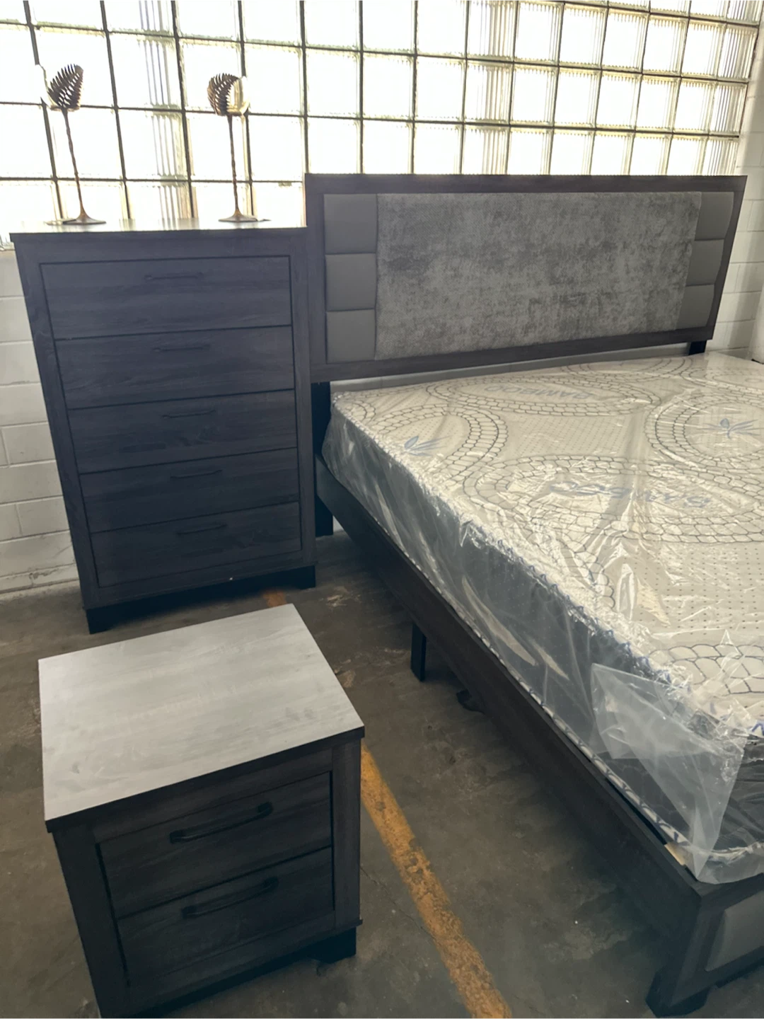 Queen Bed Frame, Dresser, Mirror & Nightstand Set - photo 2