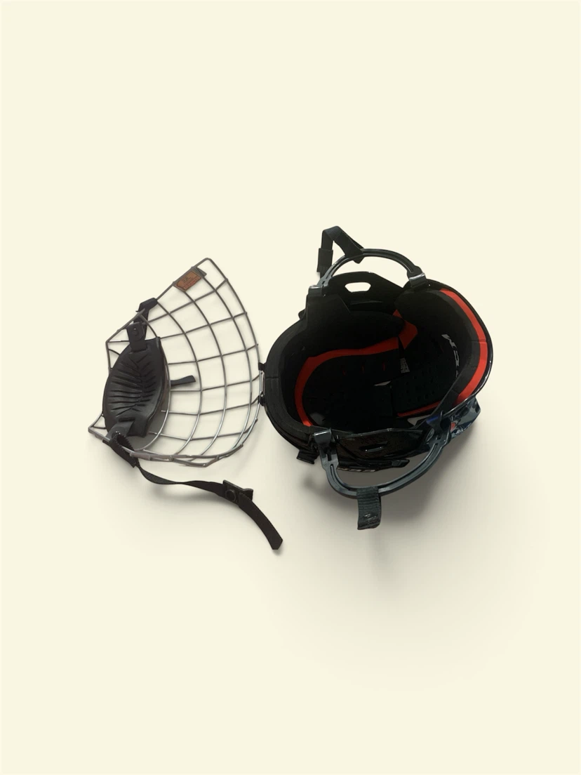 CCM Hockey Helmet with Cage - photo 4