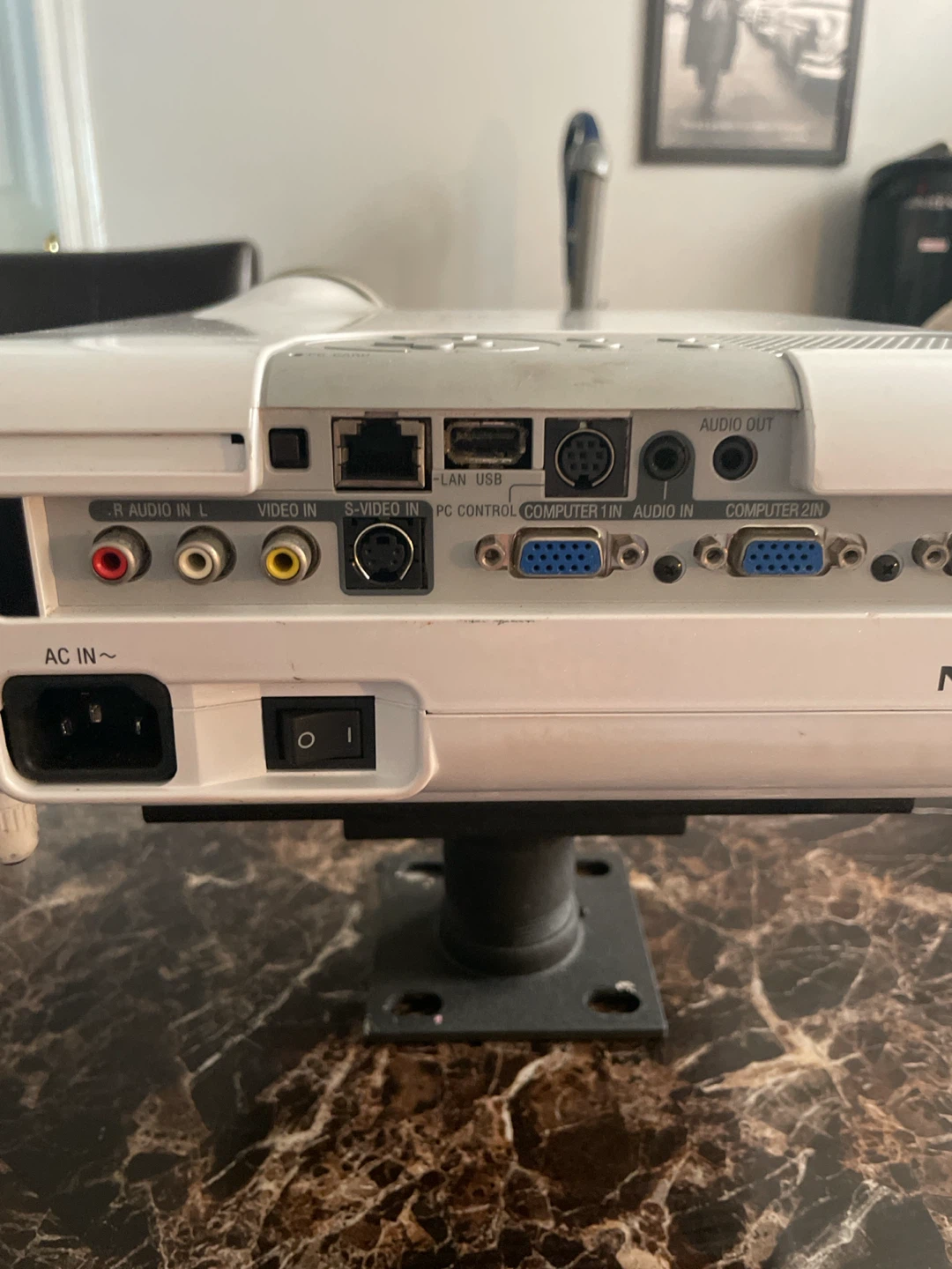 NEC LT265 DLP Projector - photo 3