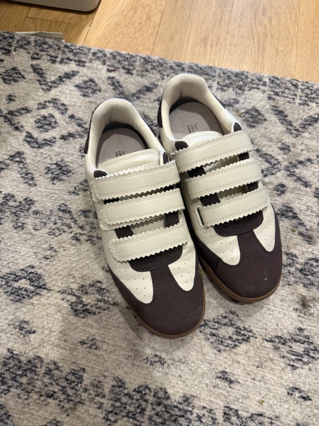 PROJECT CLOUD Memory Foam Sneakers US 7.5 Brown White