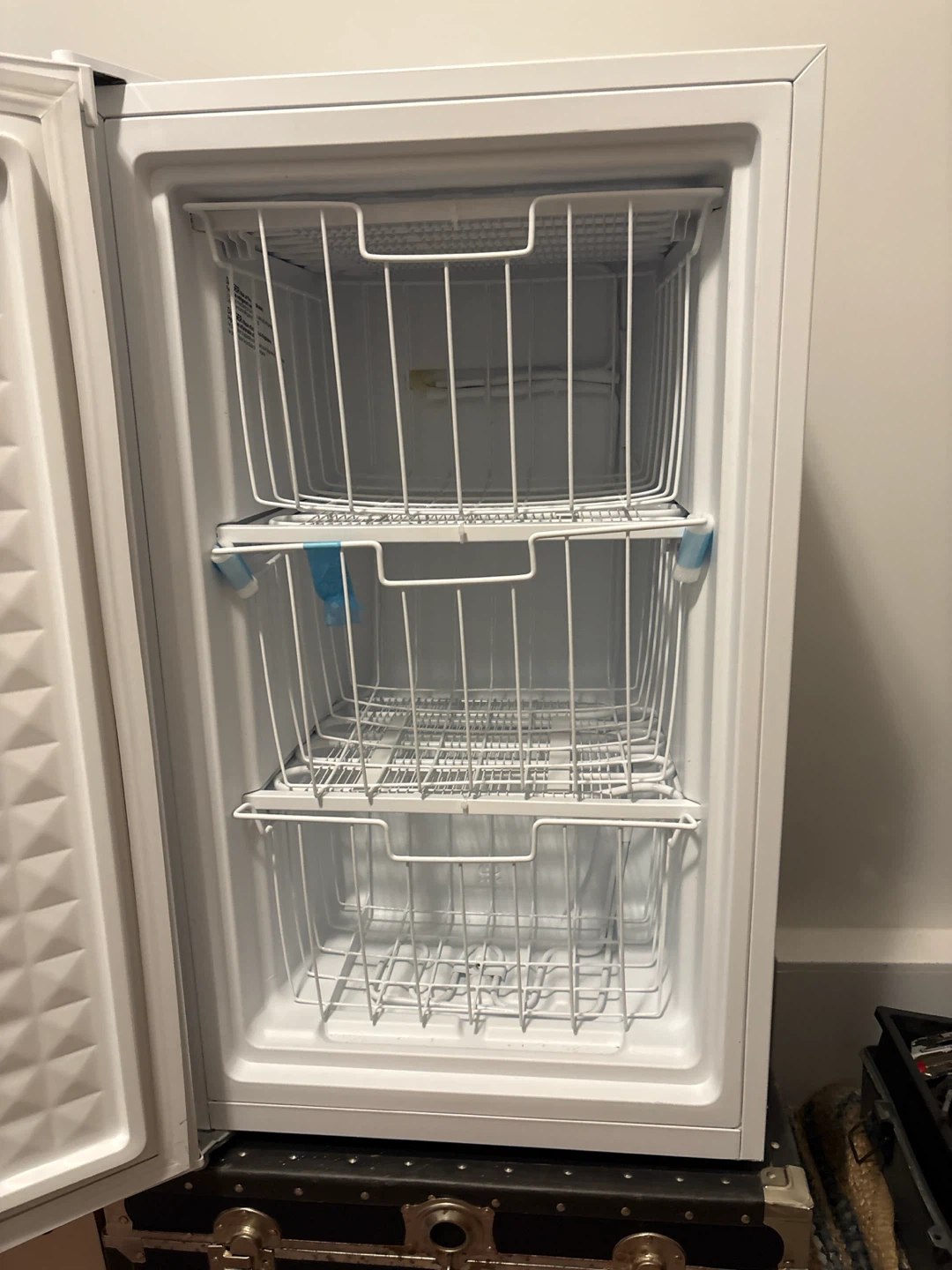 Apartment deep freeze - photo 3