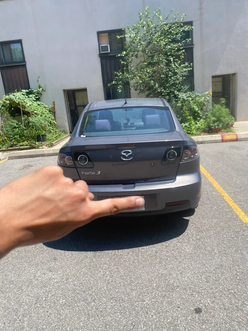 Mazda 3 Sedan - photo 3