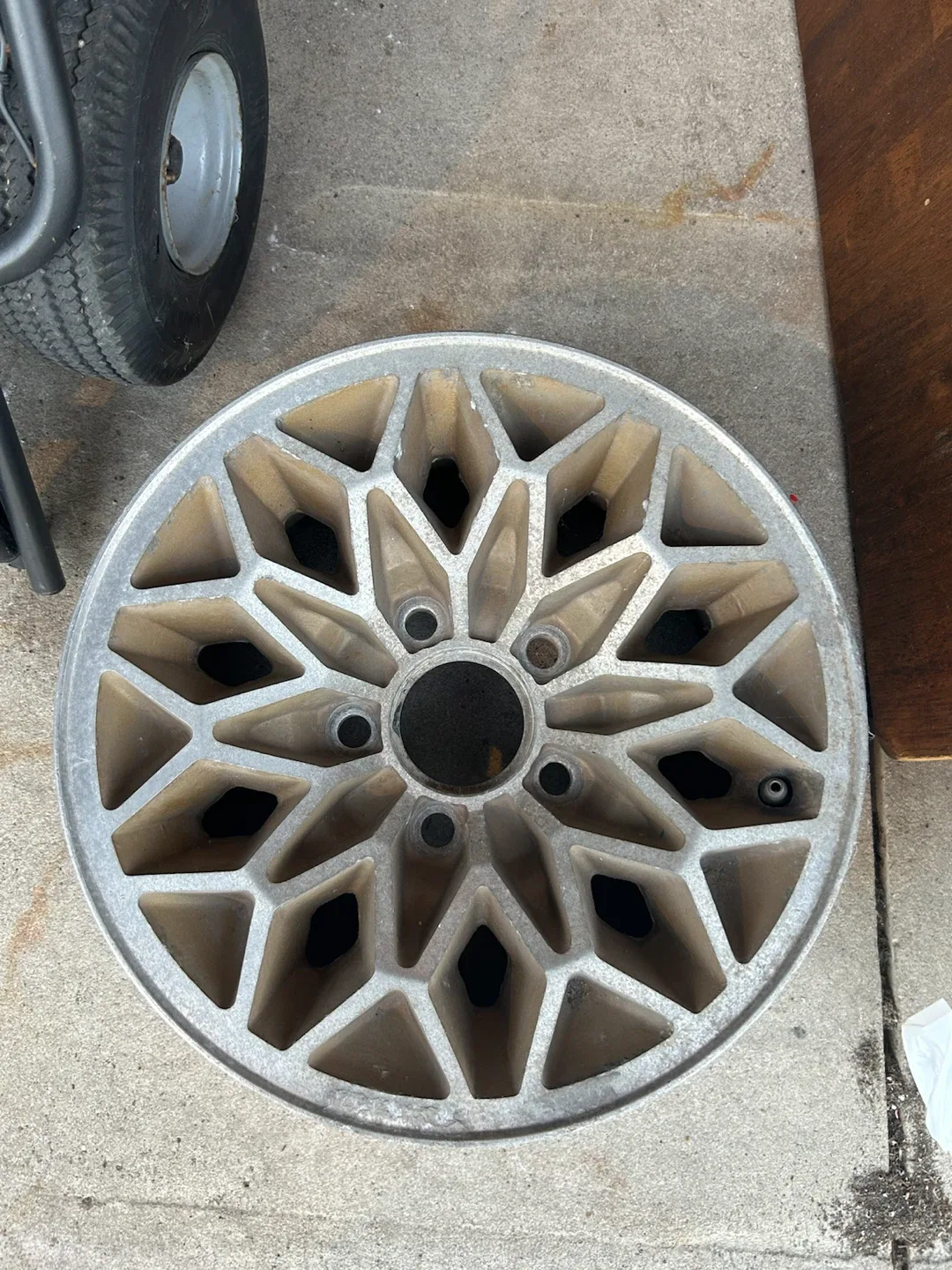 15” x 7” factory, Pontiac Trans Am snowflake wheel