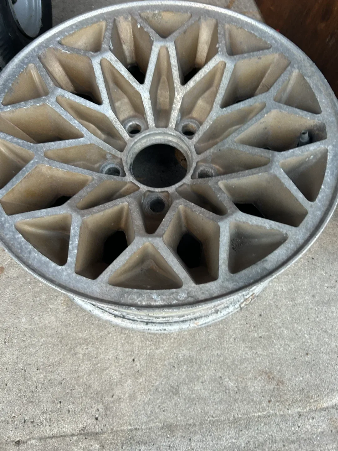 15” x 7” factory, Pontiac Trans Am snowflake wheel - photo 3