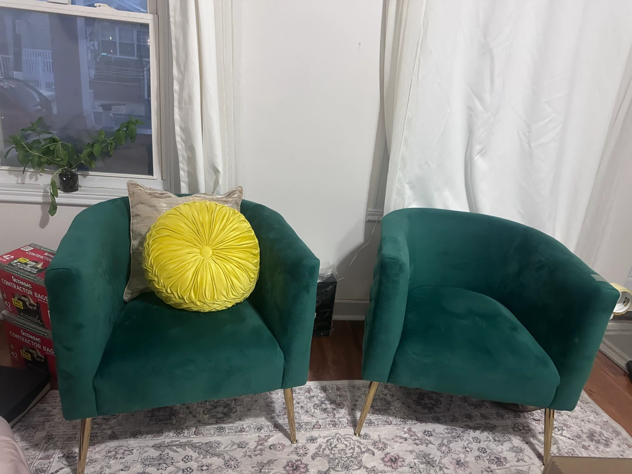 Emerald Green Velvet Accent Chairs/bench - photo 2