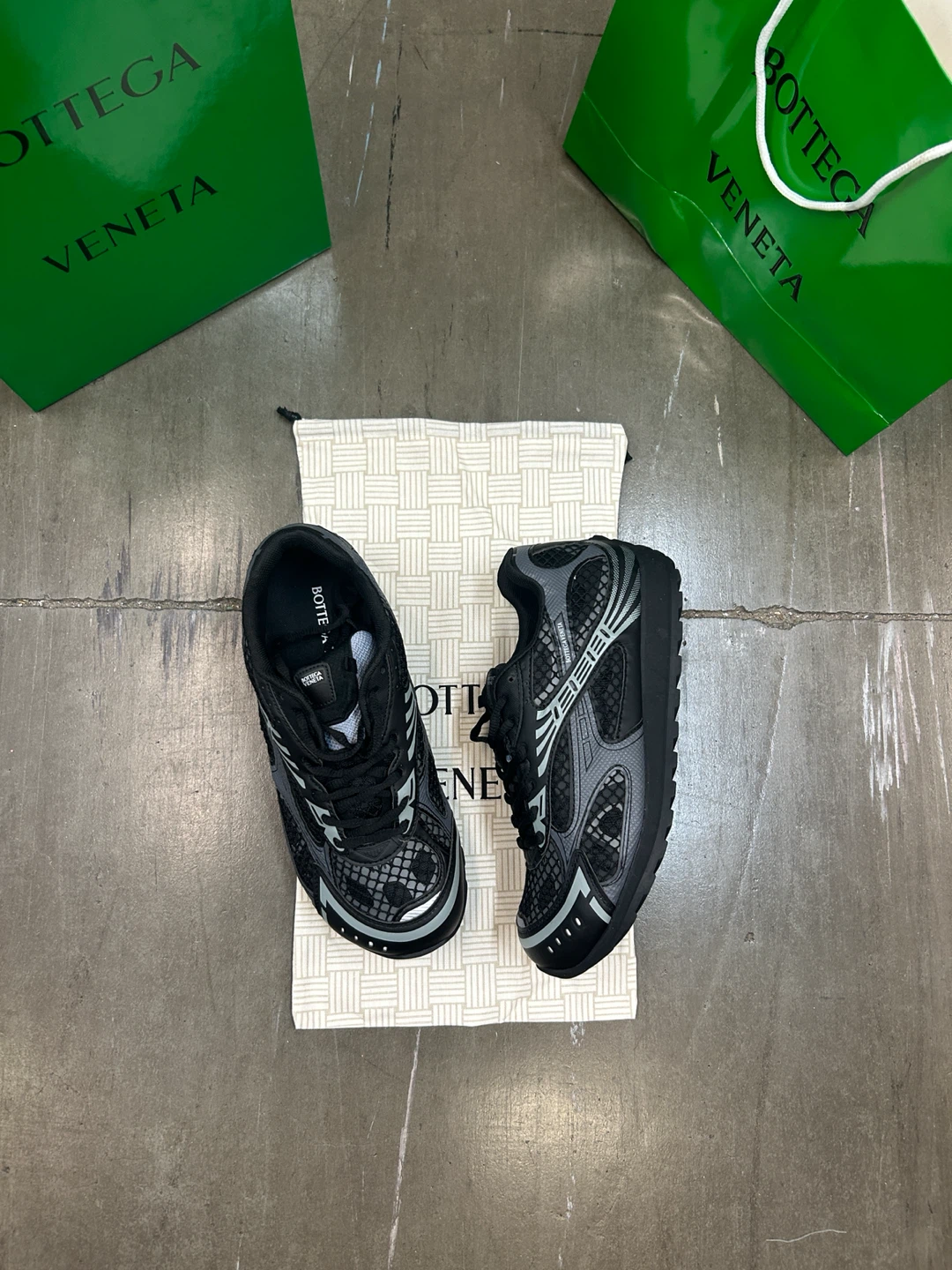 Bottega Veneta Men's Sneakers - Black EU 43 - photo 3
