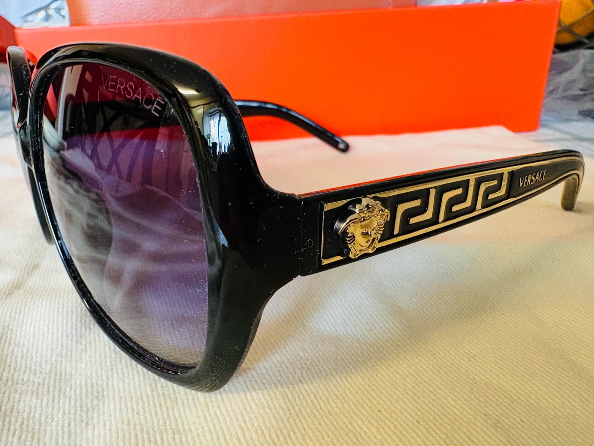 Chanel & Versace Sunglasses Bundle - photo 2