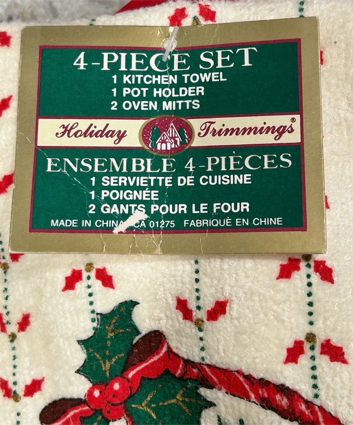 Holiday 4-Piece Kitchen Set(Oven Mitts, Pot Holder,Towel) - photo 2
