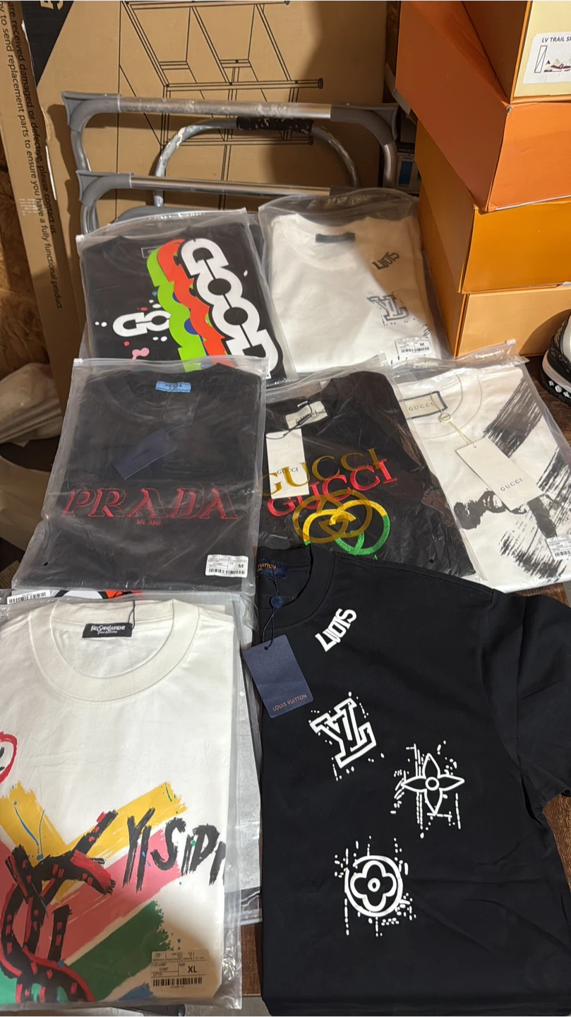 Louis Vuitton T-Shirt - photo 4