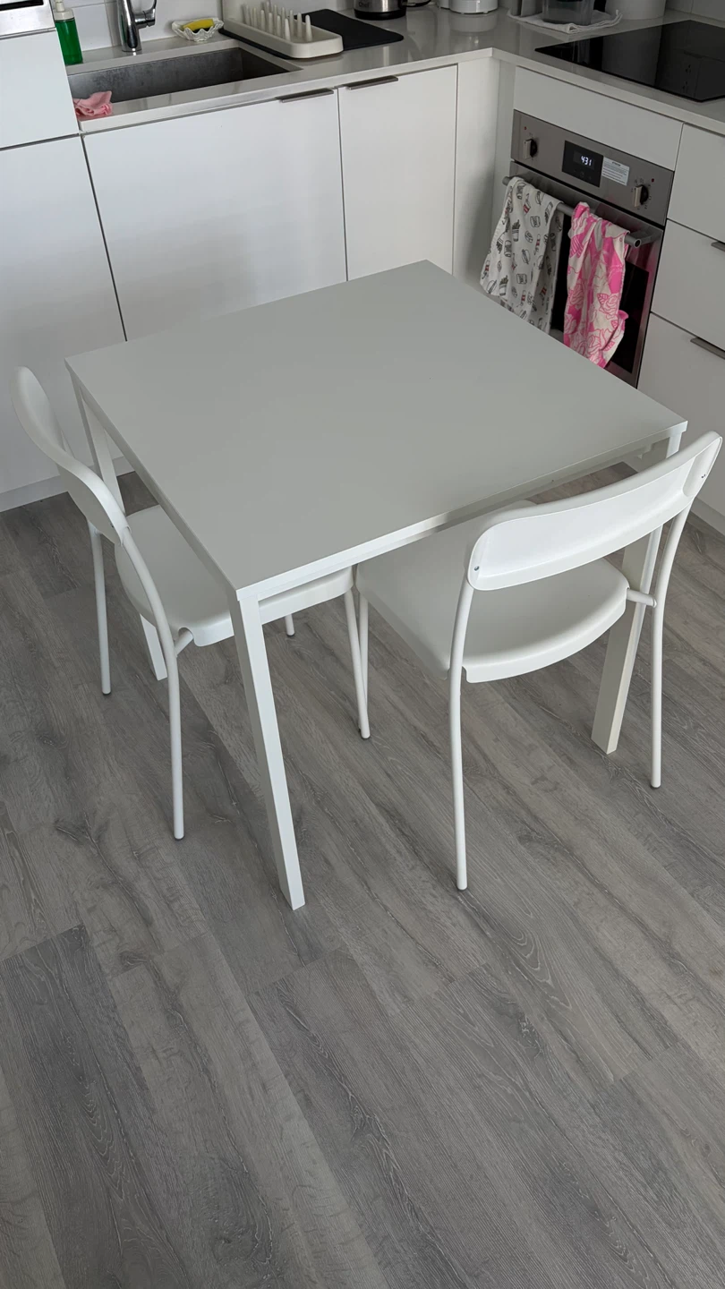 IKEA VIHALS Table White with 2 chairs - photo 2