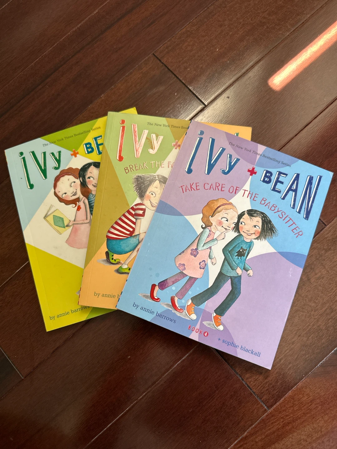 Ivy + Bean Book Series (Books 1, 3, 4)