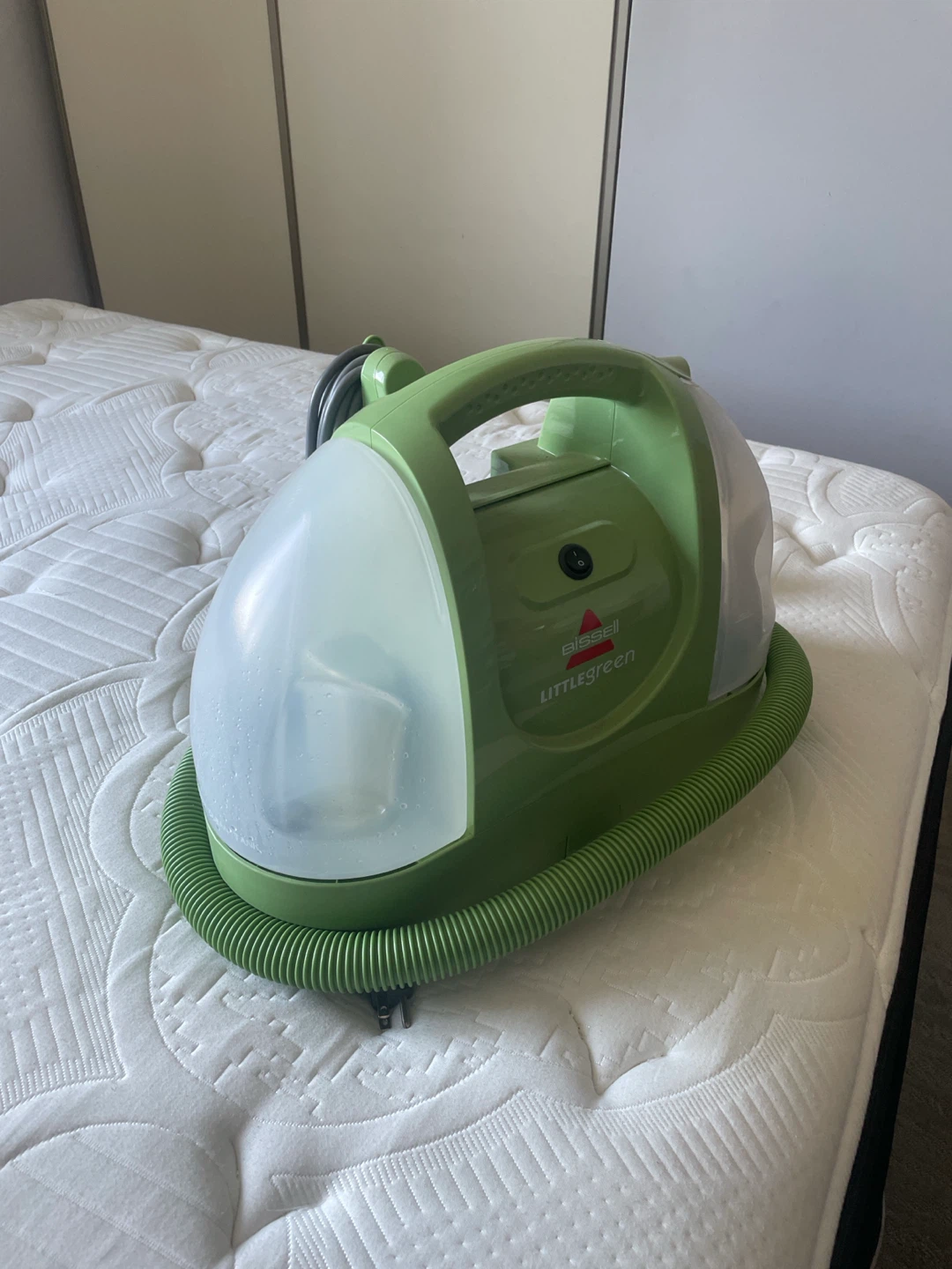 Bissell Little Green Portable Carpet Cleaner - photo 3