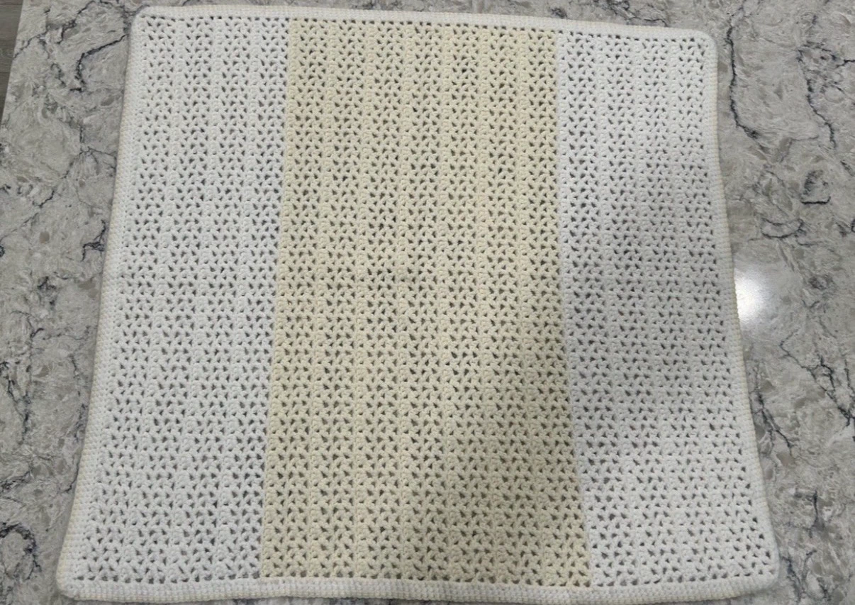Hand Crafted 100% Acrylic Wool Crochet Blankets($ Below) - photo 4