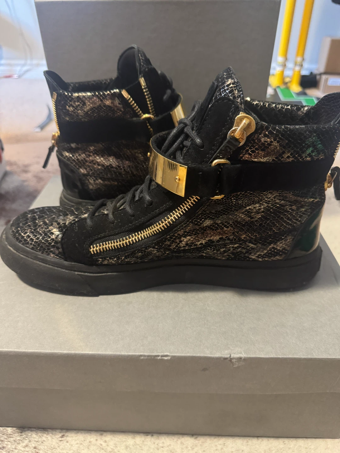 Giuseppe Zanotti London TR High-Top Sneakers –