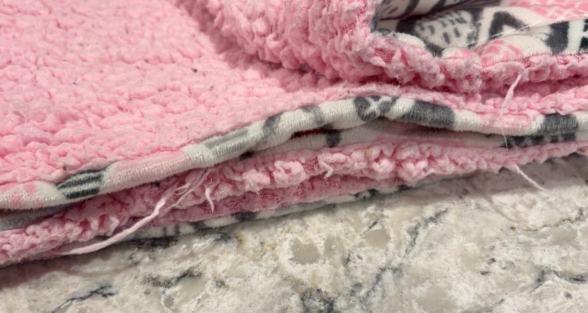 Pair of Sherpa Like Lined Fleece Baby Blanket - photo 3