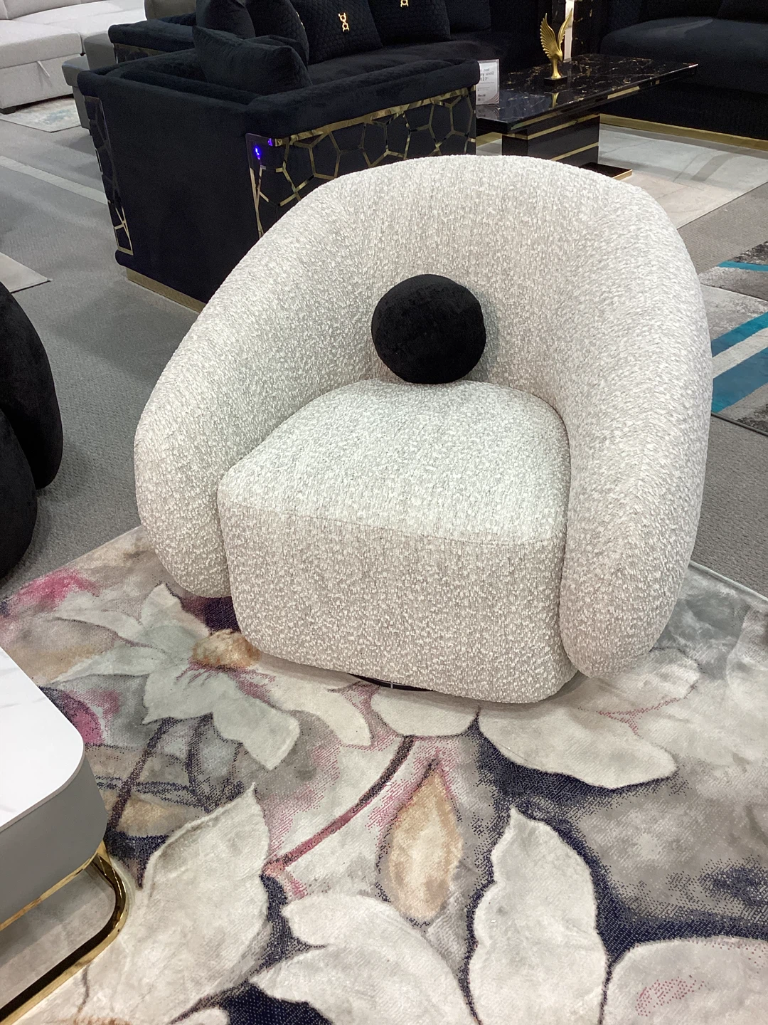 Bouclé Accent Chair with Round Pillow