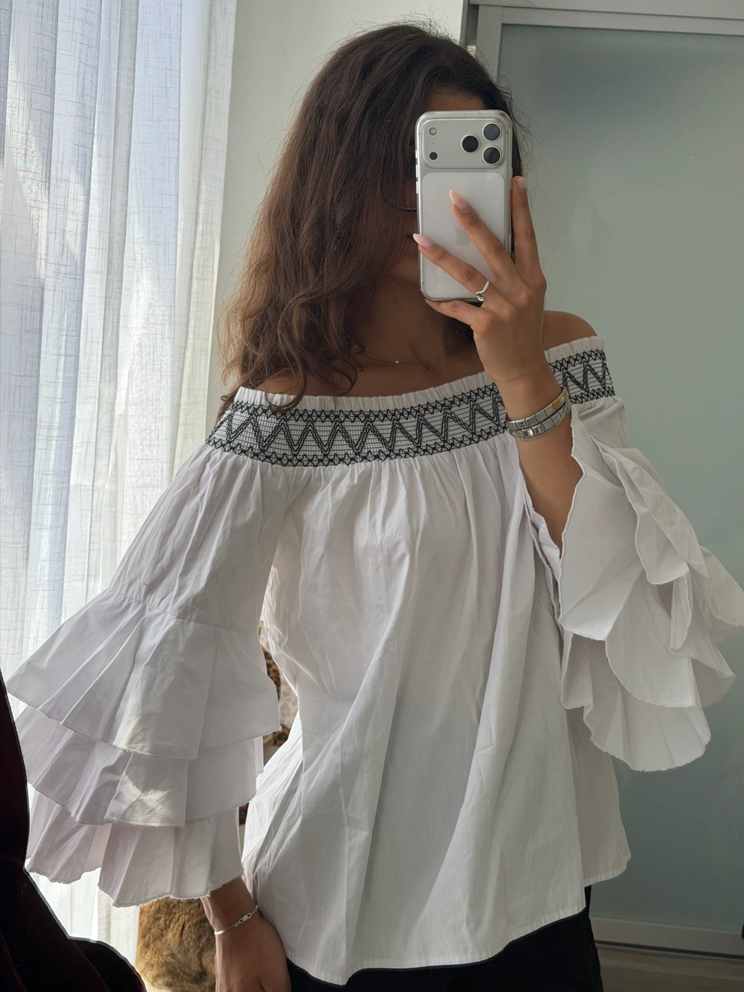 White Off-the-Shoulder Blouse with Ruffled Sleeves - photo 2