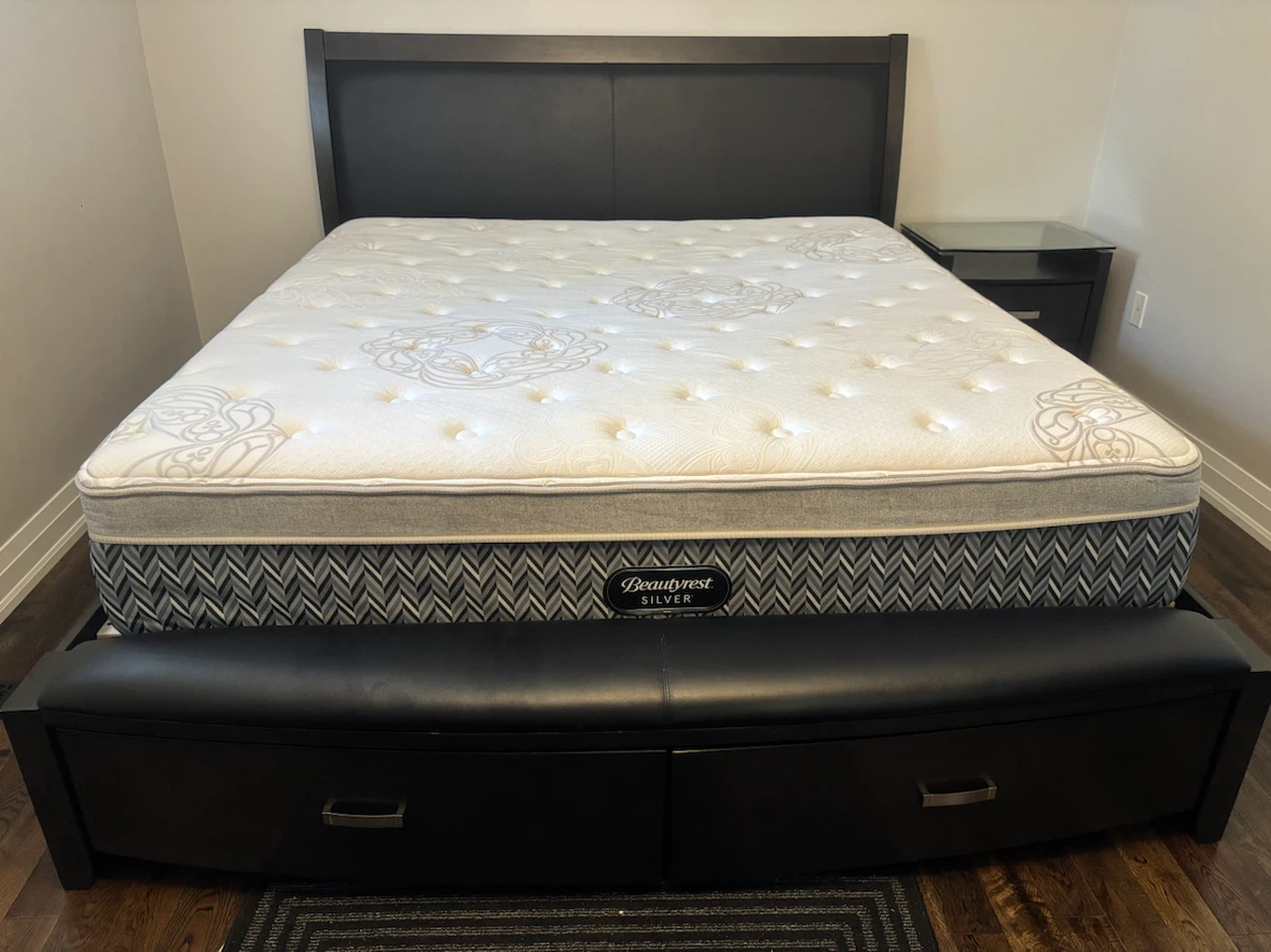 King Beautyrest Silver Mattress and Bed frame - photo 2