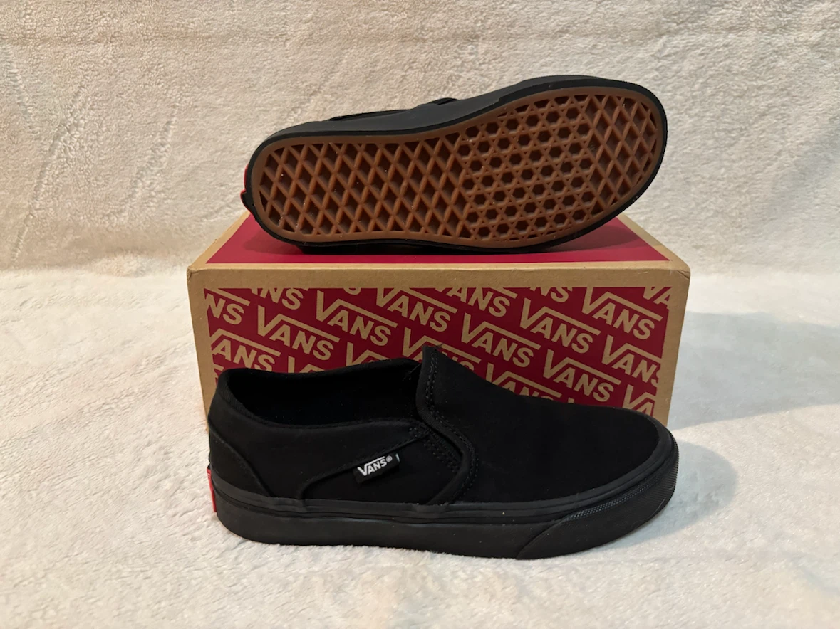 Vans Asher Slip-On Shoes - Black - Youth Size 5 WM