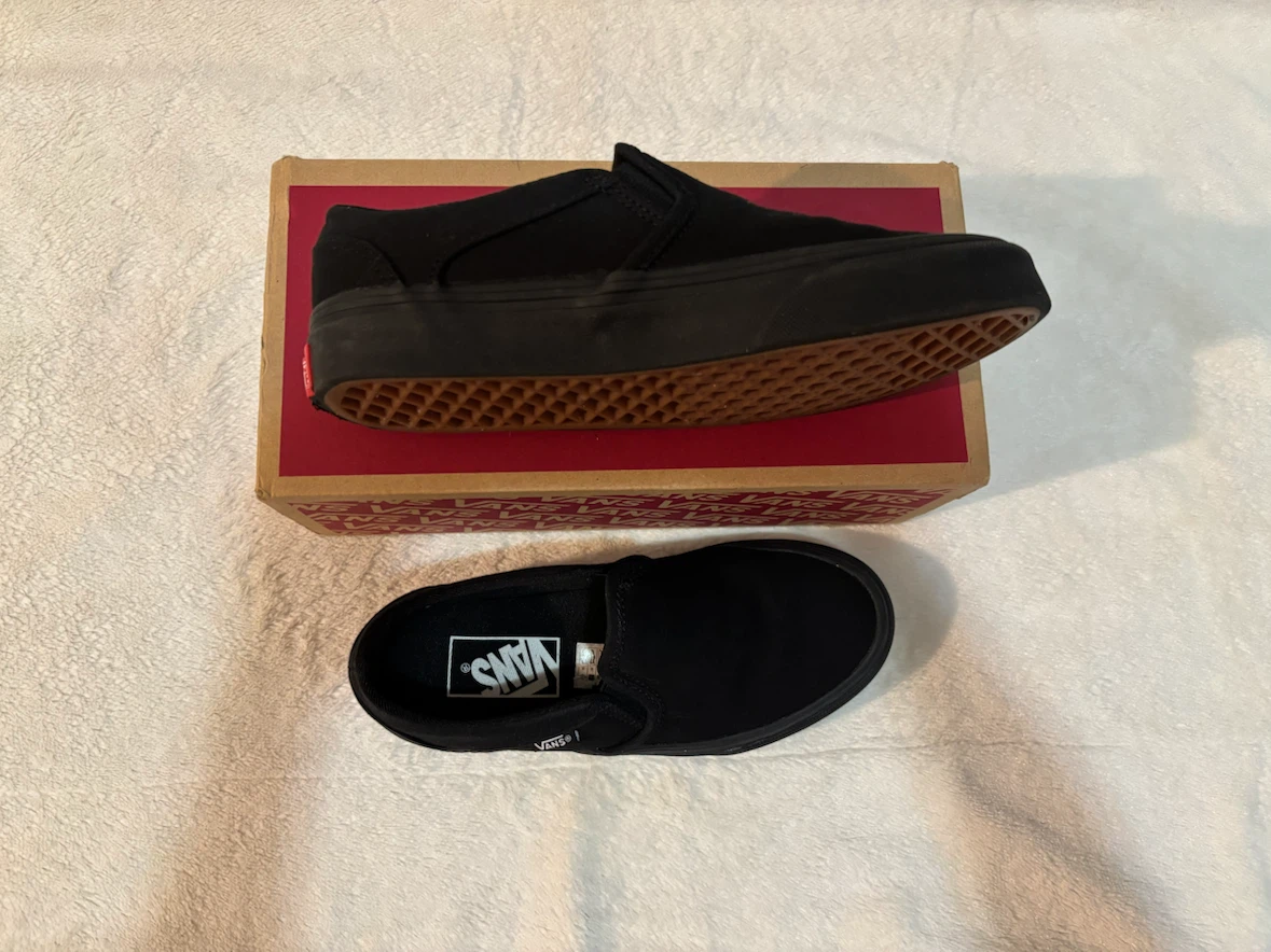 Vans Asher Slip-On Shoes - Black - Youth Size 5 WM - photo 2