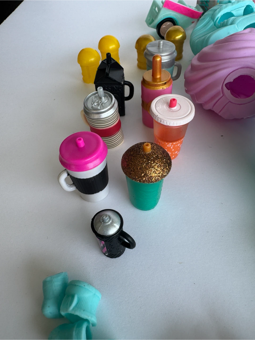 LOL Surprise Doll Accessories Lot - photo 2