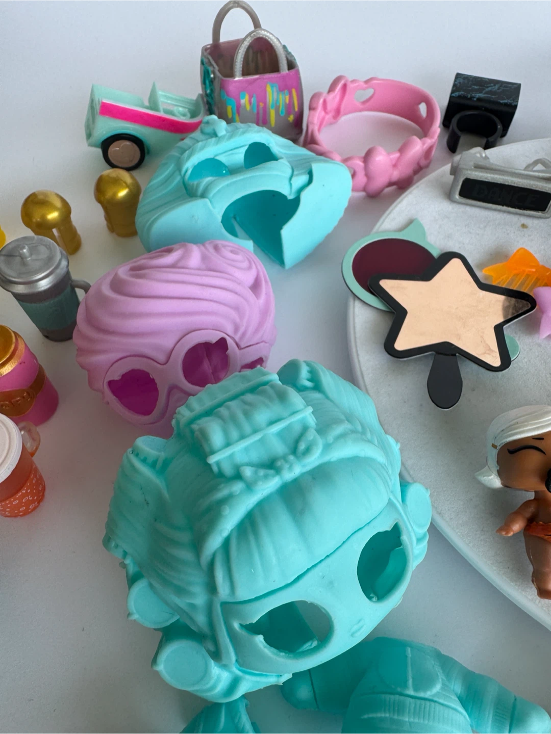 LOL Surprise Doll Accessories Lot - photo 3