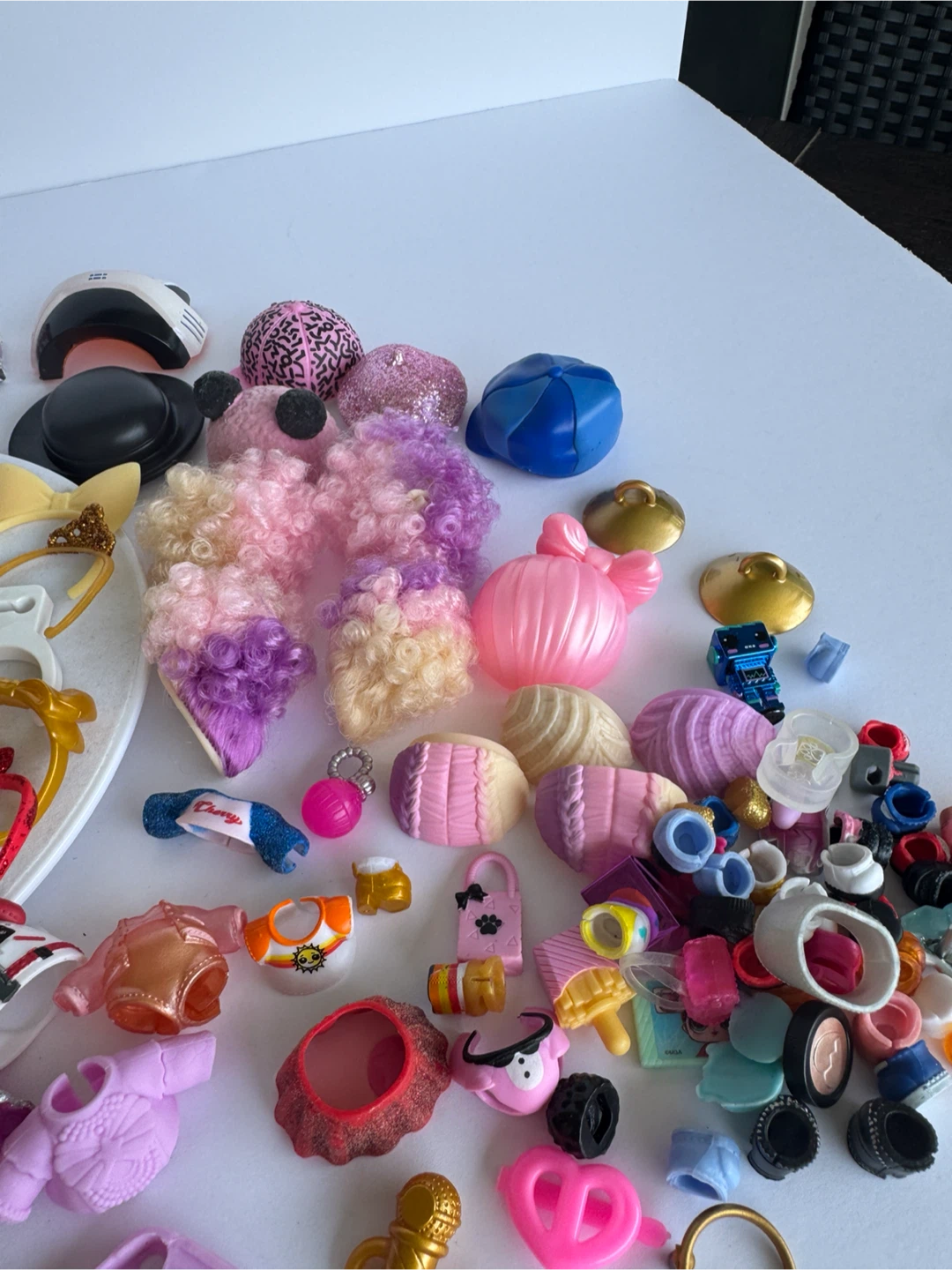 LOL Surprise Doll Accessories Lot - photo 5