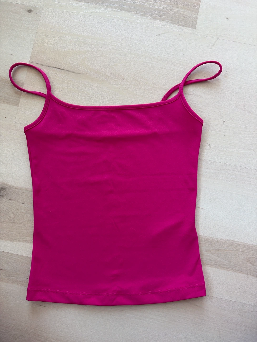 Unused garage cami in bright fushia