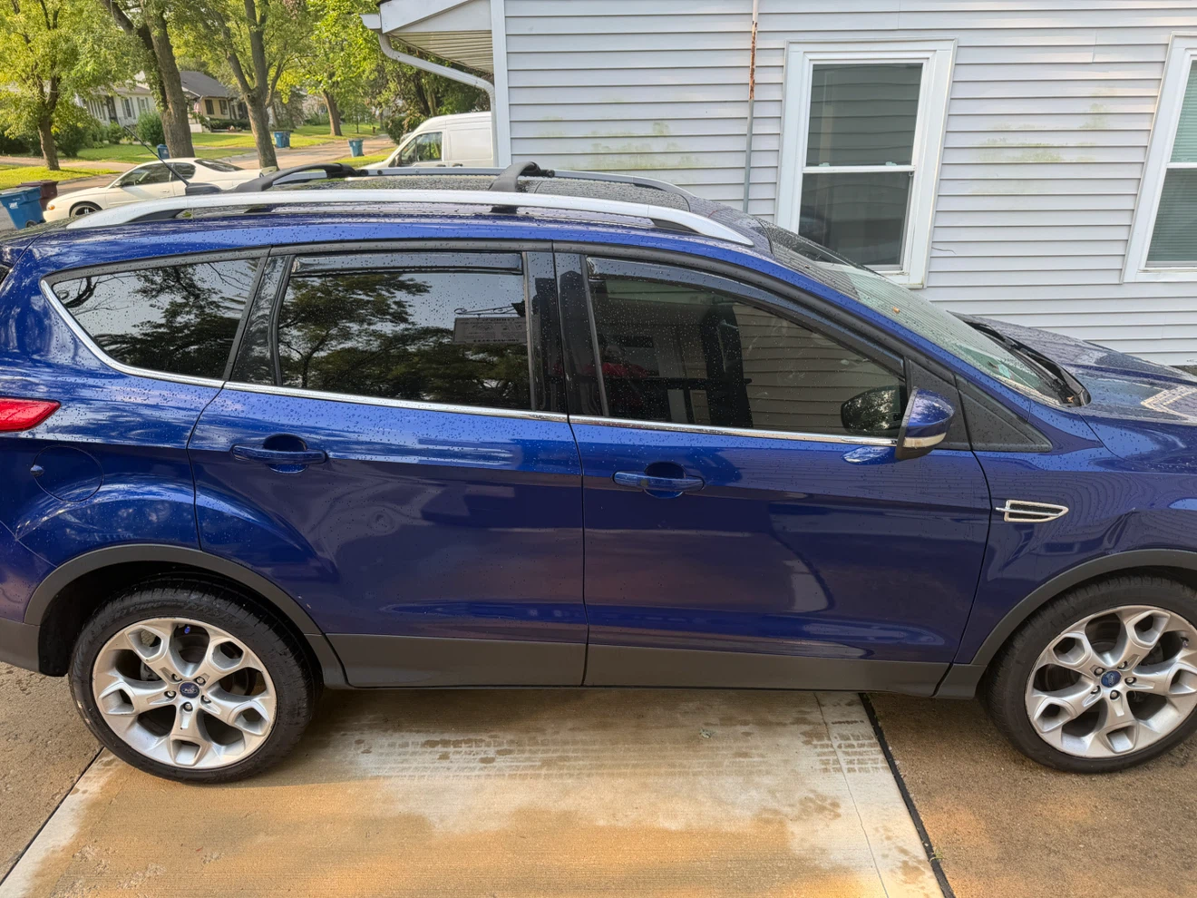 Blue Ford Escape Titanium 2016 - photo 4