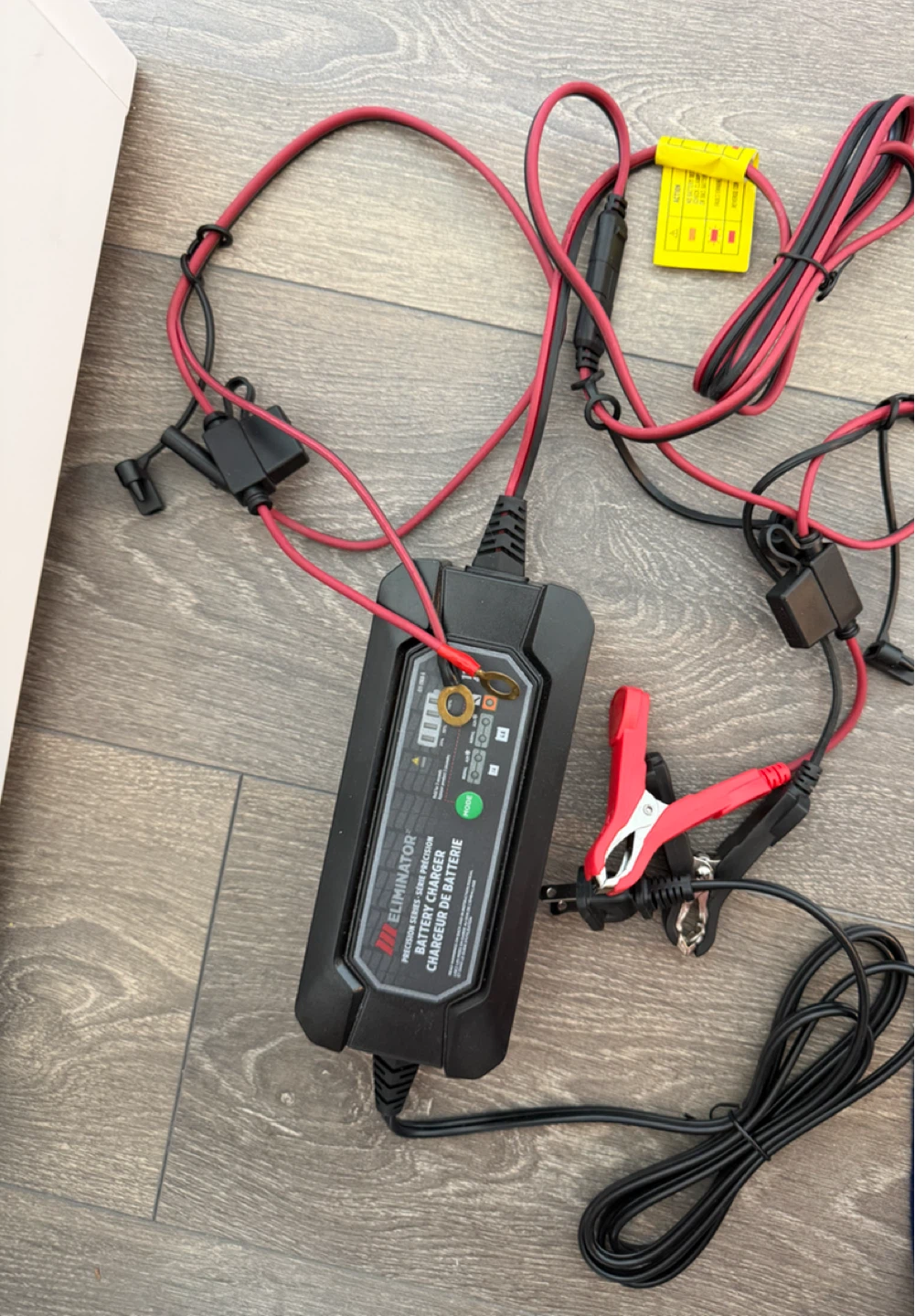 Car Battery Charger - photo 3