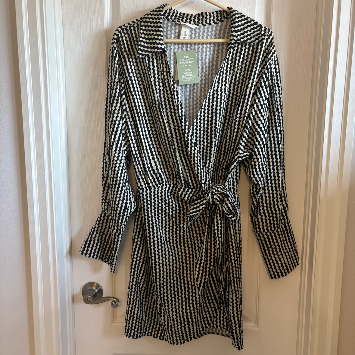 H&M Black & White Patterned Mini Dress