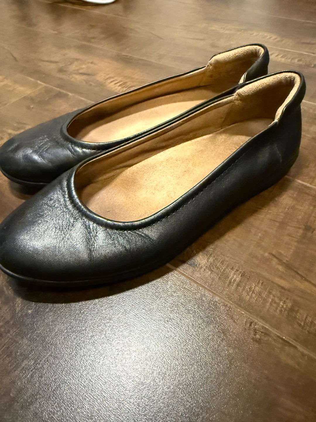 Naturalizer Black Leather Ballet Flats - photo 2