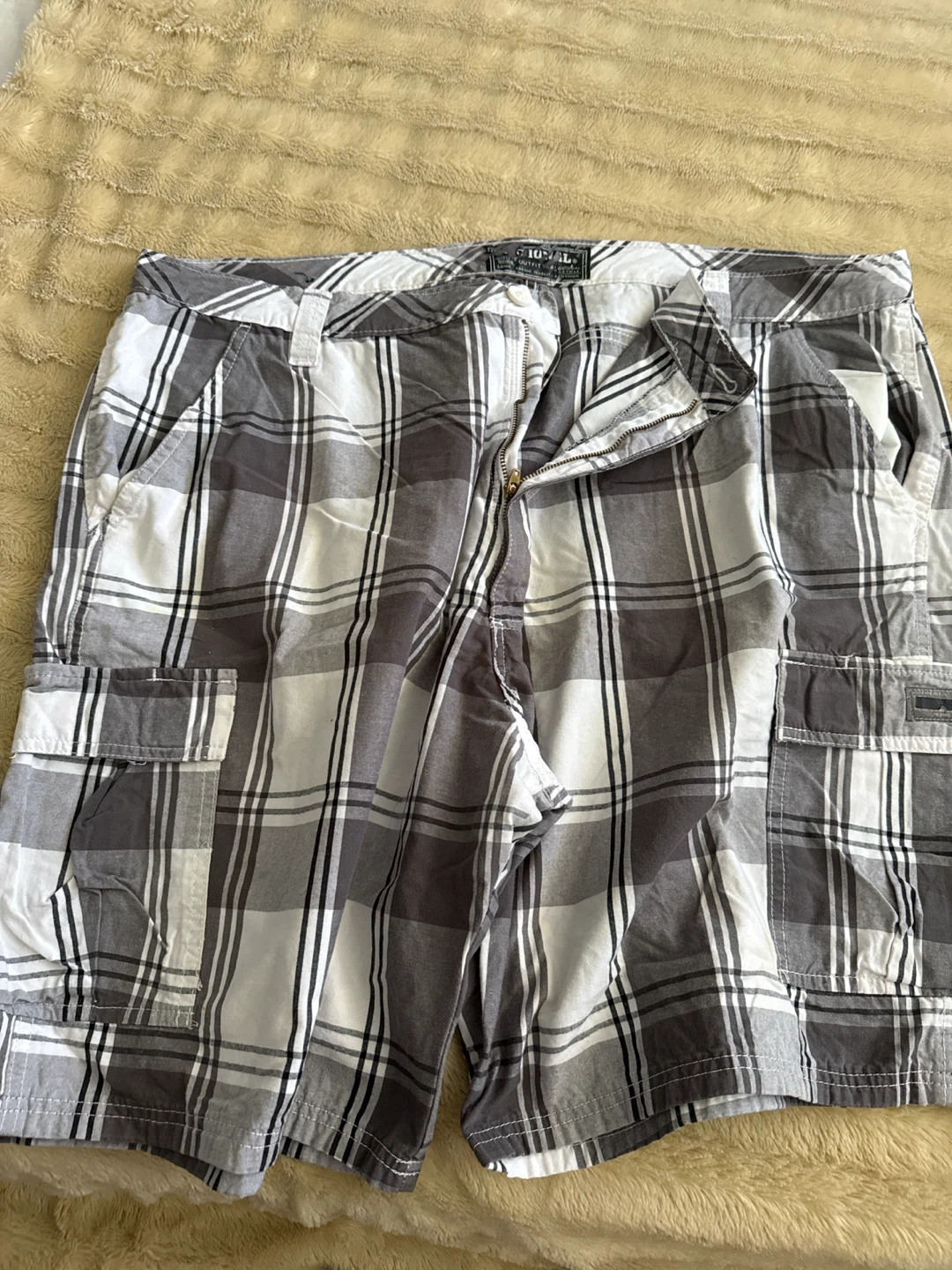 National Goods Plaid Cargo Shorts Size 40
