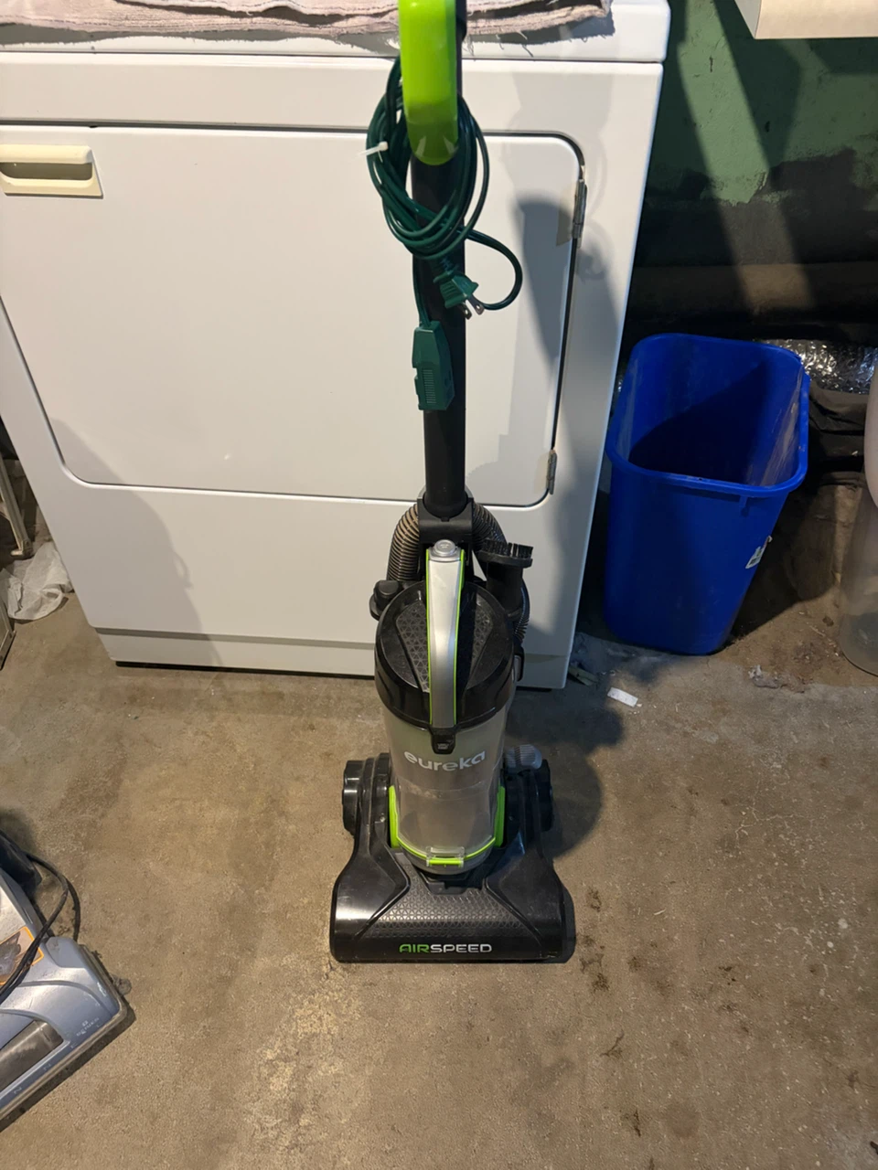 Eureka AirSpeed Vacuum Cleaner - photo 3