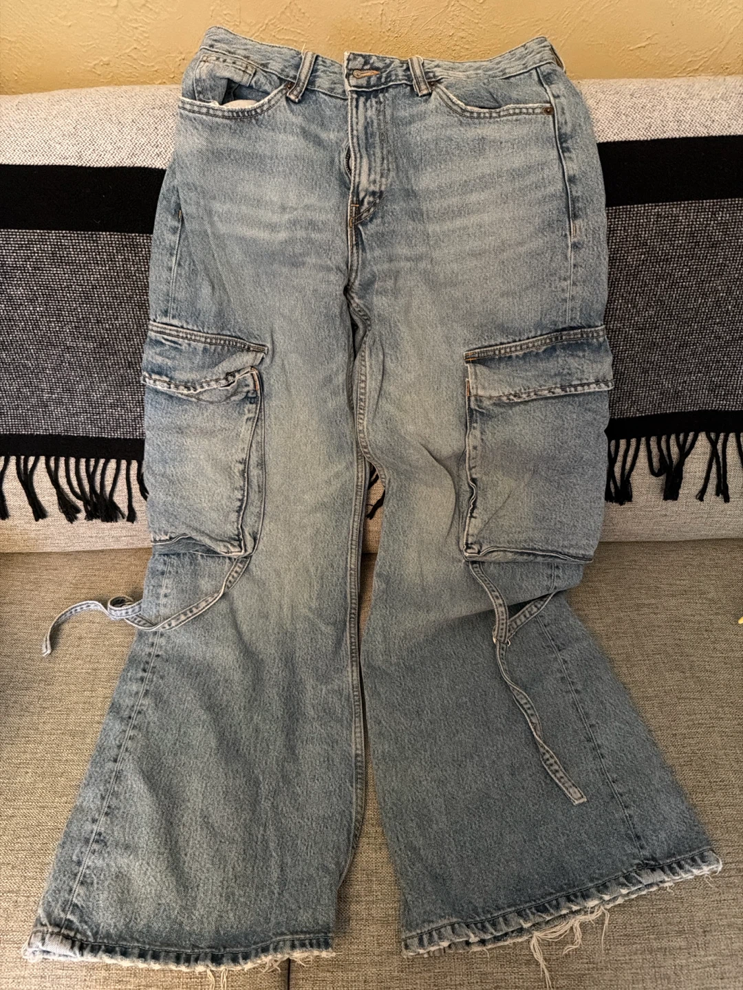 Size 28 ZARA Wide Leg Cargo Jeans