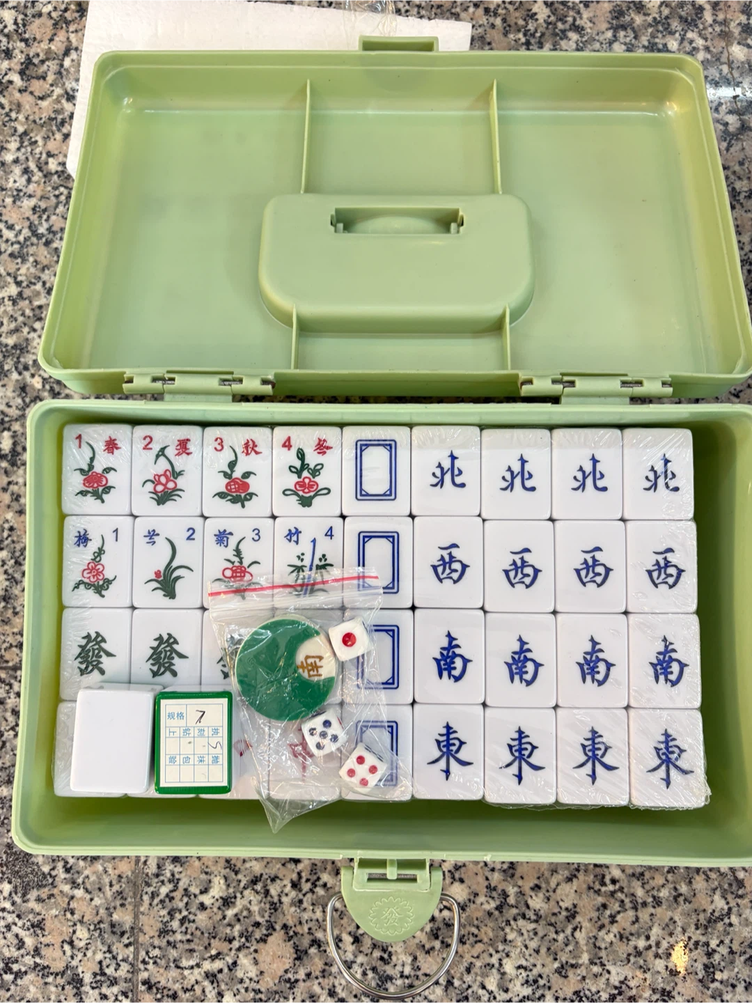 Mahjong Set with Carrying Case - photo 2