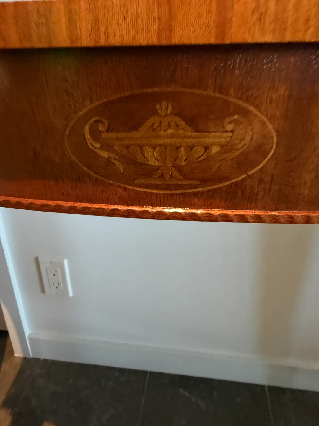 Console Table - photo 3