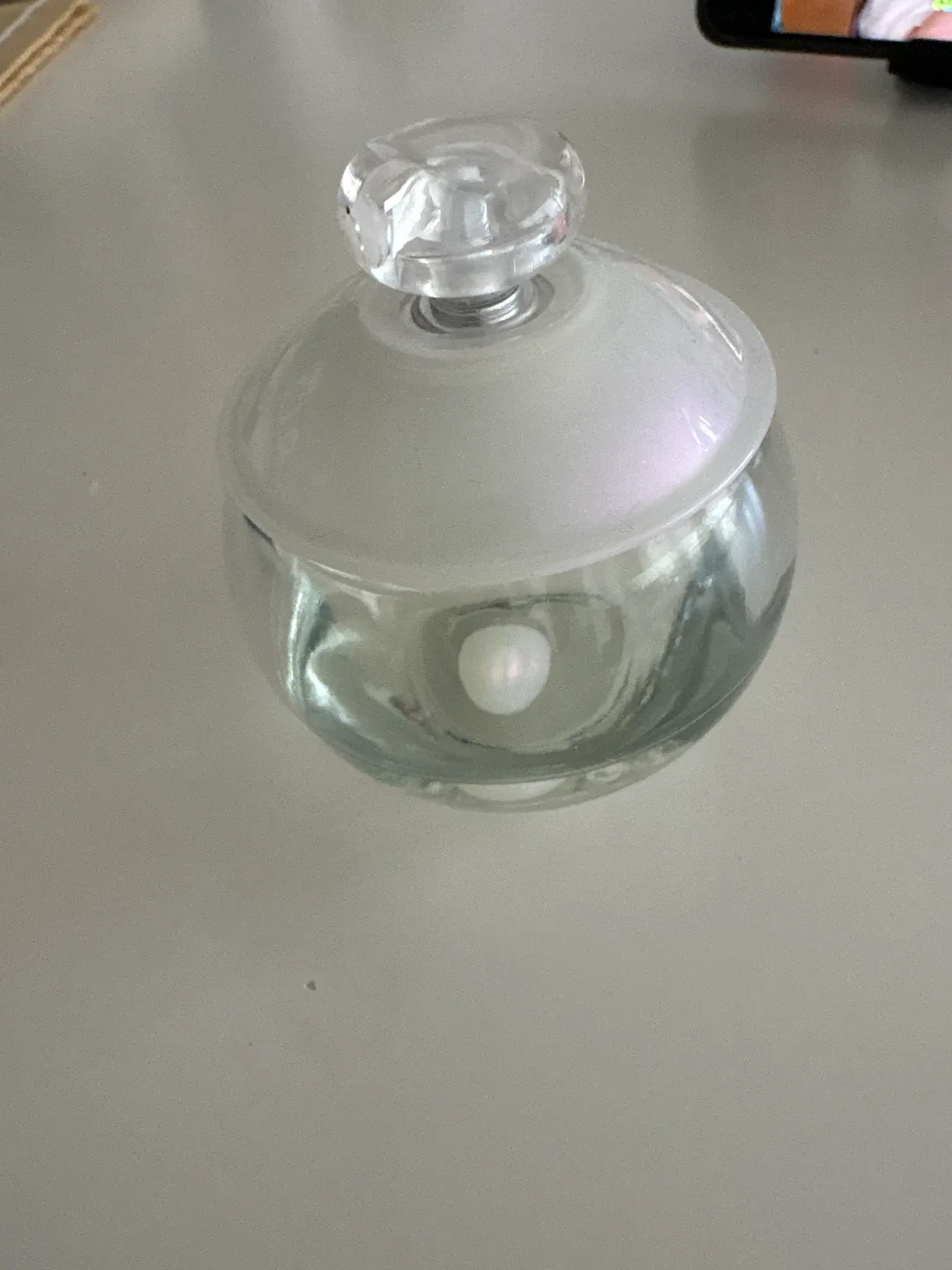 Noa by CACHAREL  Eau De Toilette Spray 50 ml