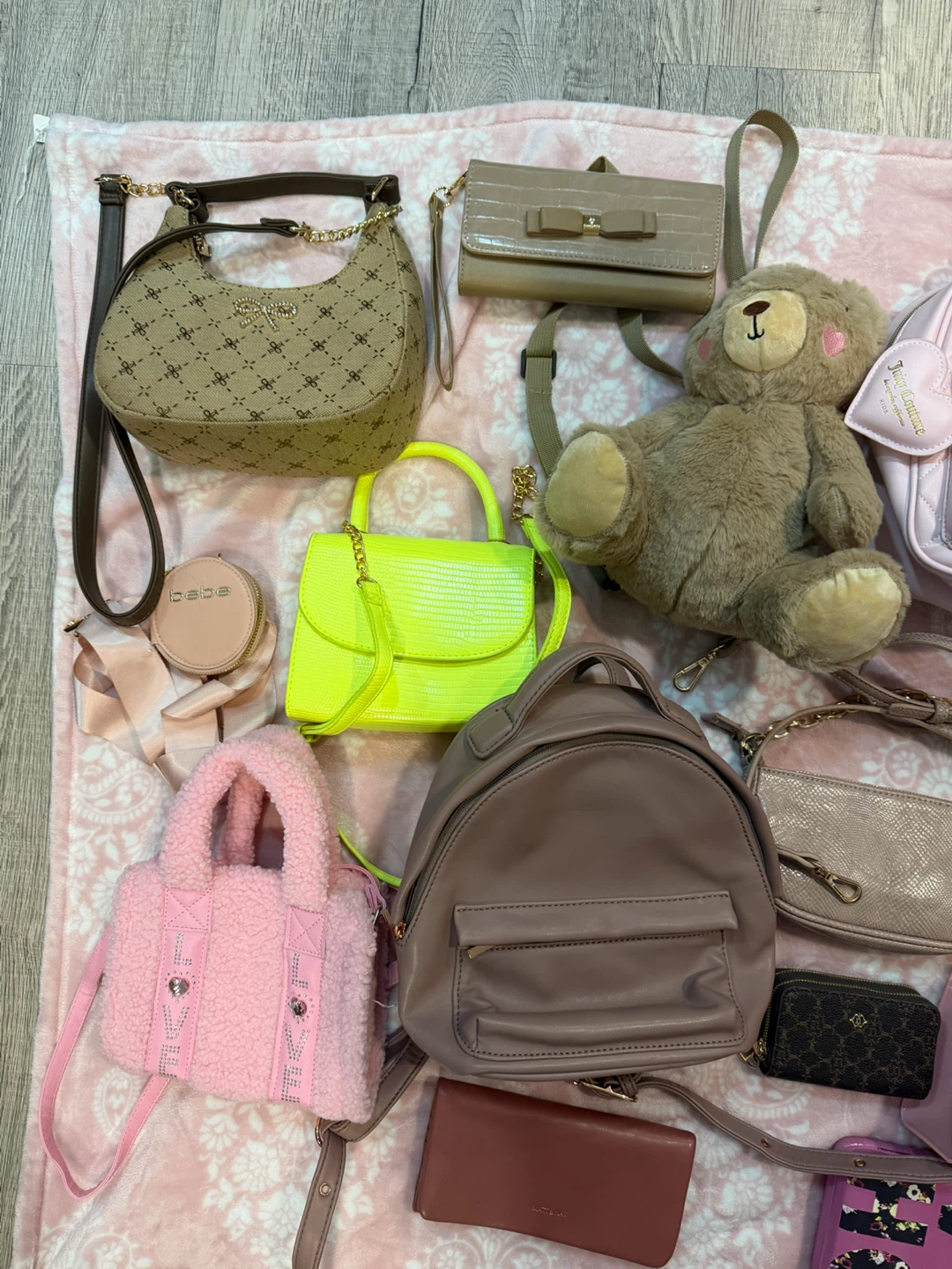 Purses wallets bags - $10 EACH or $50 WHOLE LOT - photo 5