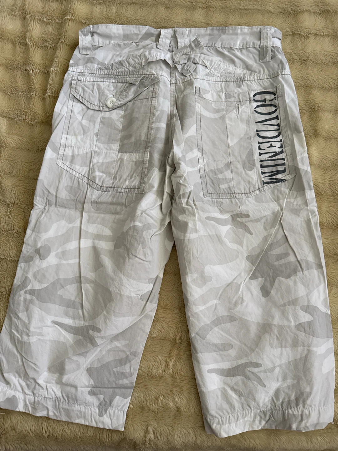 GOVDENIM Camo Cargo Shorts Size 28 - photo 2