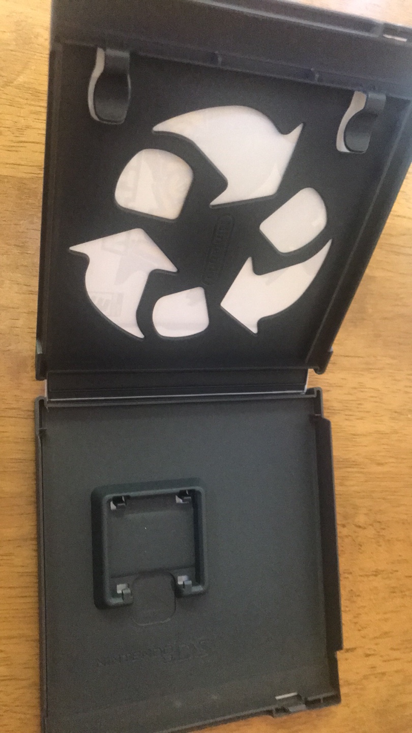 Nintendo DS Pokémon White Version Case Only - photo 3