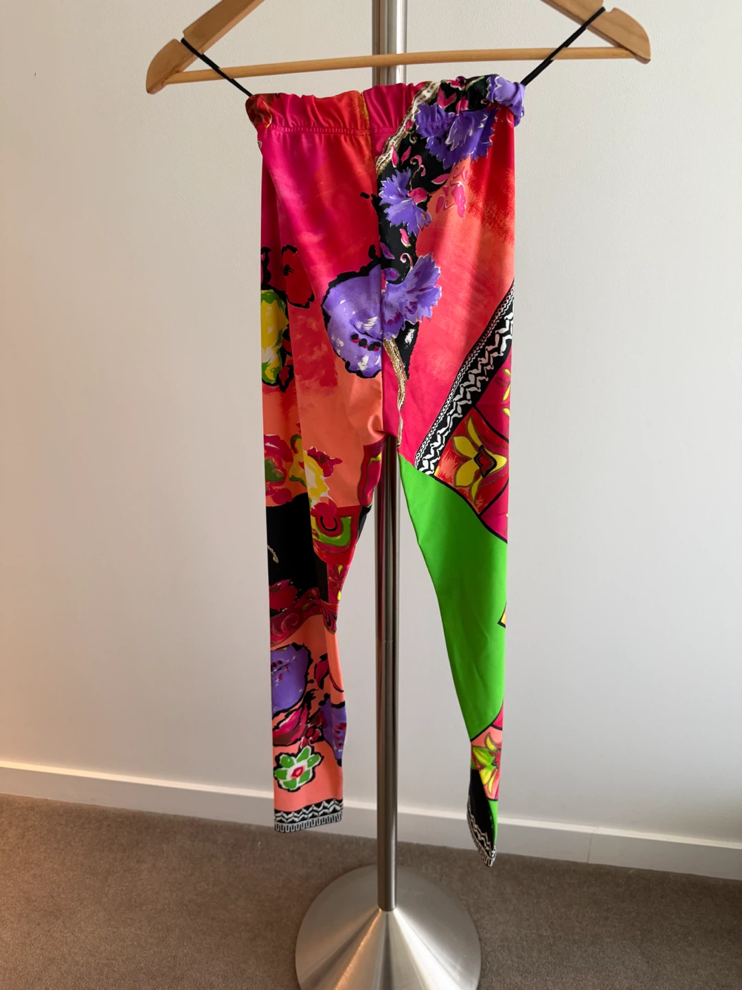 Gianni Versace Couture Women's Patterned Leggings Size 38