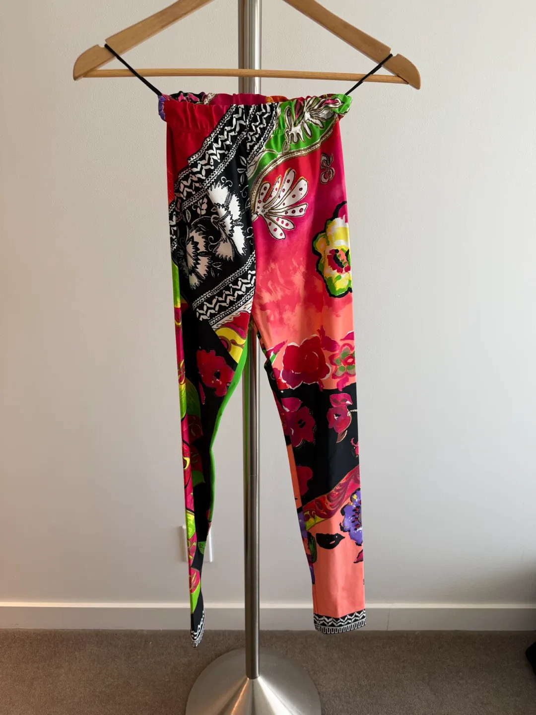 Gianni Versace Couture Women's Patterned Leggings Size 38 - photo 2