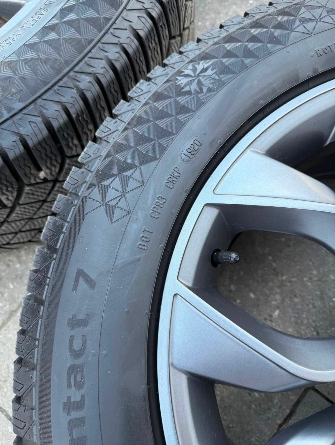 Continental Viking Winter Tires with Alloy Rims - 245 60 R18 - photo 4