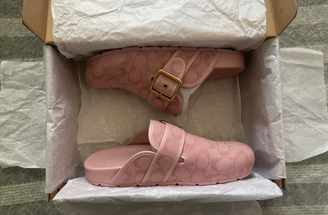 BRAND NEW! SOLD OUT PINK COACH ARCHIVAL BUCKLE CLOG - photo 3