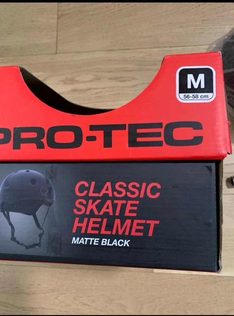 Skate Set – Skateboard, Helmet, Pads + Tool - photo 3