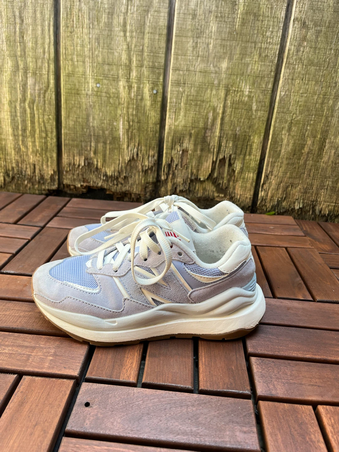 New Balance 5740 Sneakers - Size 5 - photo 3